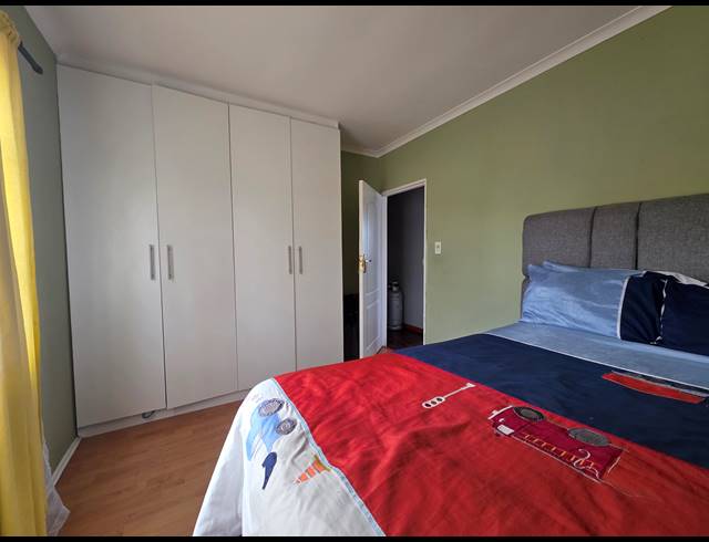 3 BEDROOM HOUSE FOR SALE IN DEVON PARK VILLAGE